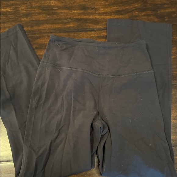 Women's Black Flared Pants Lululemon - Picture 2 of 3